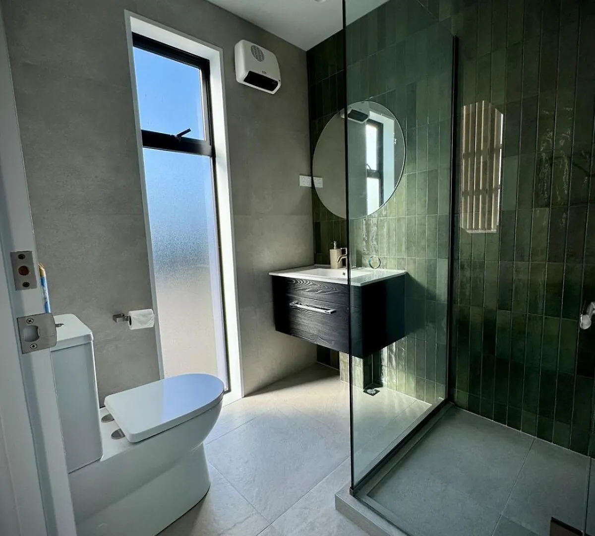 Holiday home Luxury 2Bed2Bath Standalone Home With Parking Christchurch New Zealand
