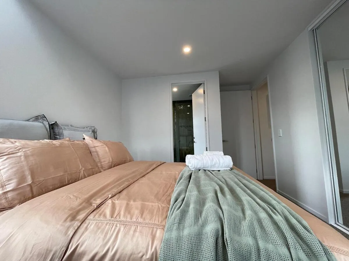 Luxury 2Bed2Bath Standalone Home With Parking Christchurch New Zealand