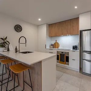 Urban Nest - Entire Townhouse And Free Parking Christchurch