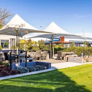 Elms Christchurch, Ascend Collection Отель