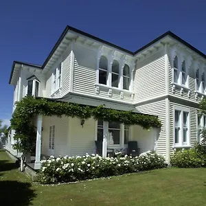 Charlotte Jane Hotel